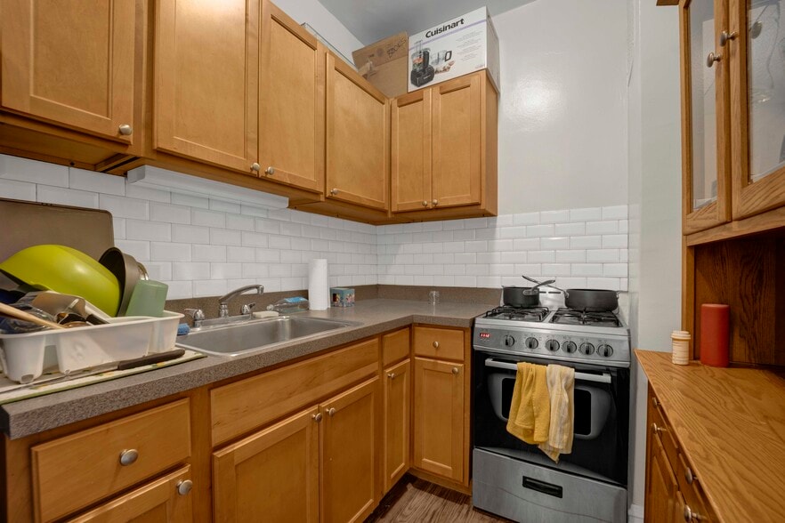 More Photos Of 1401 E Hyde Park Blvd, Chicago Apartments For Sale