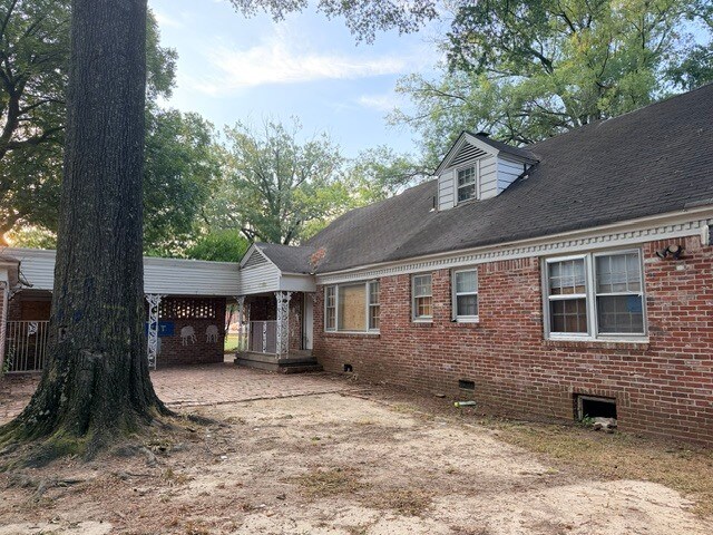 More Photos Of 3604 Midland Ave, Memphis Sorority Fraternity House For Sale