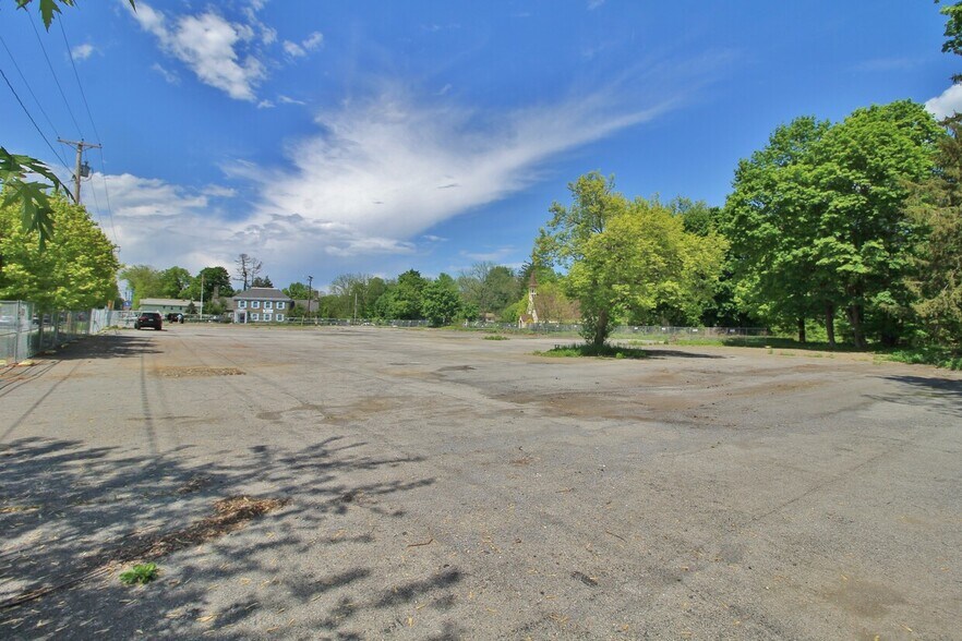 More Photos Of 4390 Albany Post Rd, Hyde Park Land For Sale