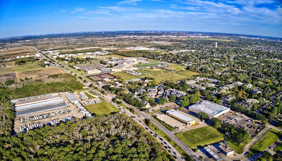 More Photos Of 5033 FM 2351 Rd, Friendswood Storefront Retail Office For Lease