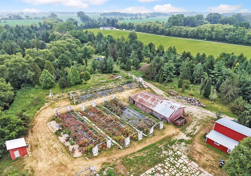 More Photos Of 3004 Stieg Rd, Woodstock Garden Center For Sale