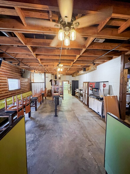 More Photos Of 440 E Cherokee St, Blacksburg Restaurant For Sale