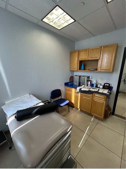 More Photos Of 433 Sussex St, Paterson Storefront Retail Residential For Lease