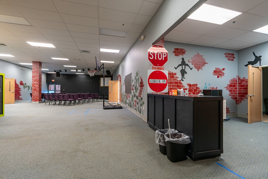 More Photos Of 1701 Westchester Dr, High Point Religious Facility For Sale