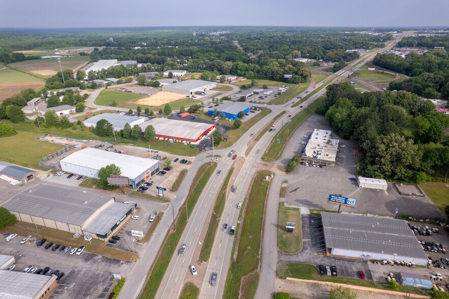 More Photos Of 176 Commerce Center Cir, Jackson Flex For Lease