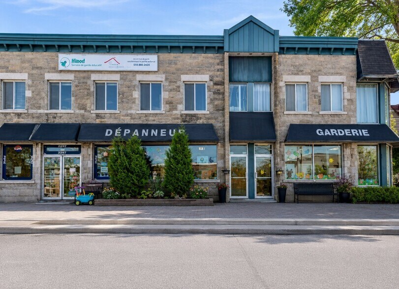 Primary Photo Of 4690-4698 Boul Gouin E, Montréal Storefront Retail Office For Lease