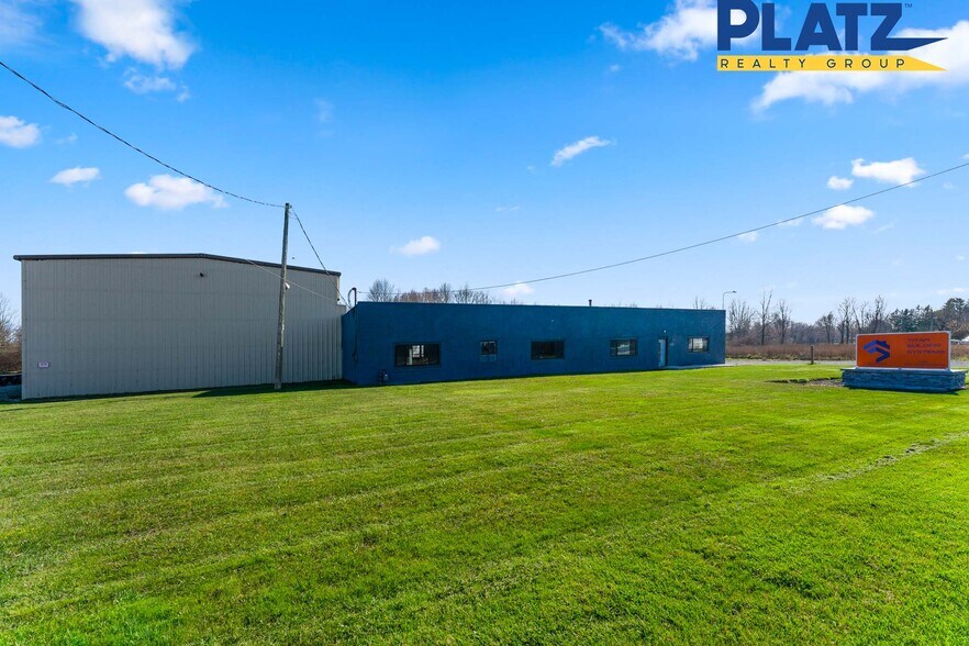 More Photos Of 15439 W Akron Canfield Rd, Berlin Center Warehouse For Sale