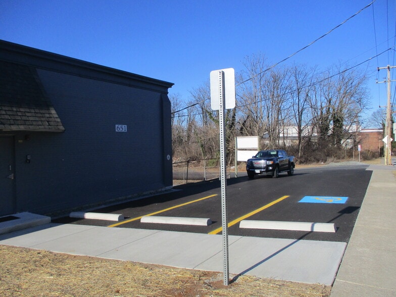 More Photos Of 651 N Prospect St, Hagerstown Warehouse For Sale
