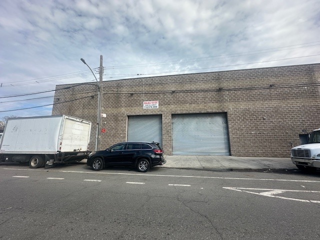 More Photos Of 1363 Randall Ave, Bronx Warehouse For Lease