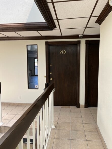 More Photos Of 3340 Topaz St, Las Vegas Medical For Lease