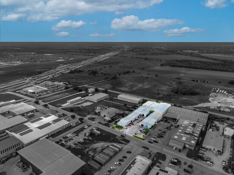 More Photos Of 1121-1201 Industrial Dr, Royse City Manufacturing For Sale