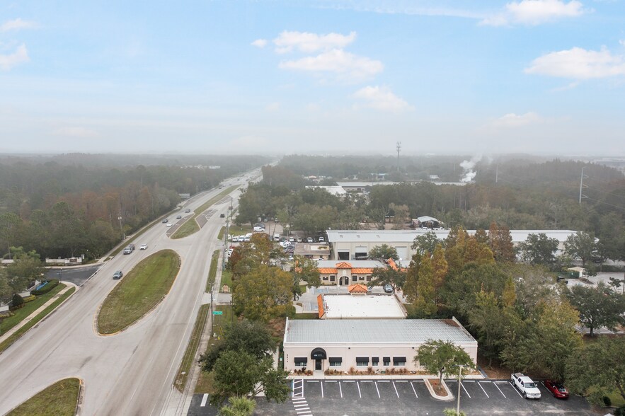 More Photos Of 6812 W Linebaugh Ave, Tampa Medical For Sale