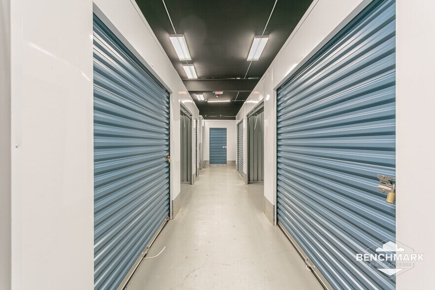 More Photos Of 169-171 Flanders St, Rochester Self Storage For Sale