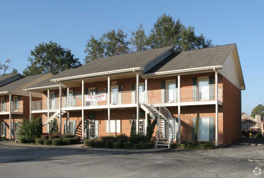 More Photos Of 2120 McFarland Blvd E, Tuscaloosa Office For Lease