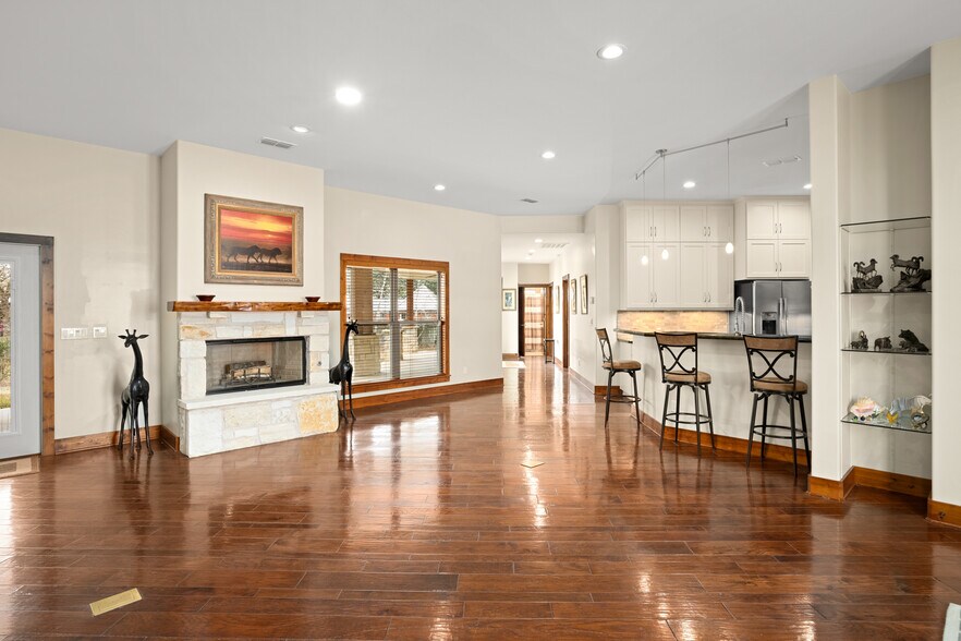 More Photos Of 145 State Loop 92, La Grange Specialty For Sale