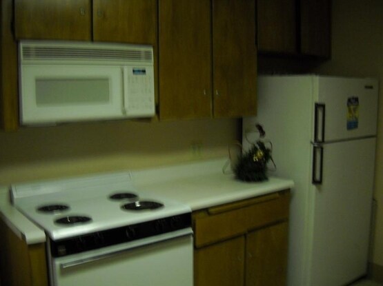 More Photos Of 2755 E Shaw Ave, Fresno Office For Lease