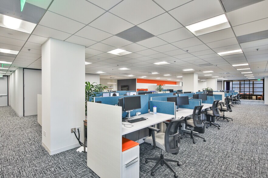 More Photos Of 707 Wilshire Blvd, Los Angeles Office For Lease