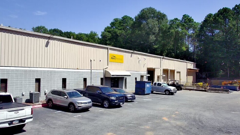 More Photos Of 1069 Canton Rd, Marietta Warehouse For Lease