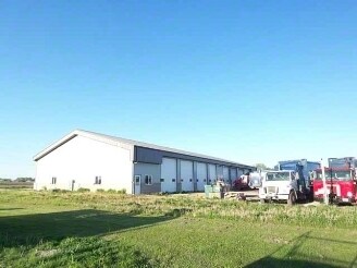 More Photos Of 1120 Pearl St, Seymour Township Warehouse For Lease