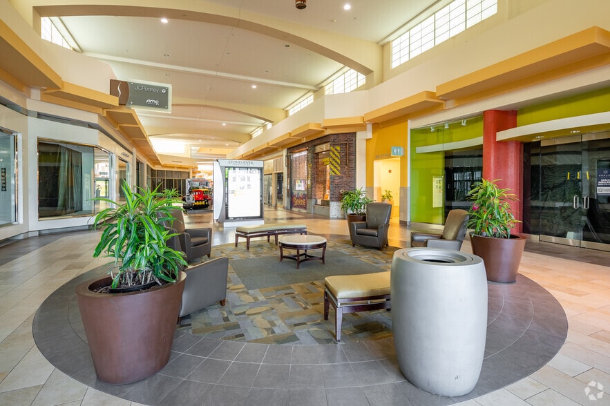 More Photos Of 1720 Old Fort Pky, Murfreesboro Unknown For Lease