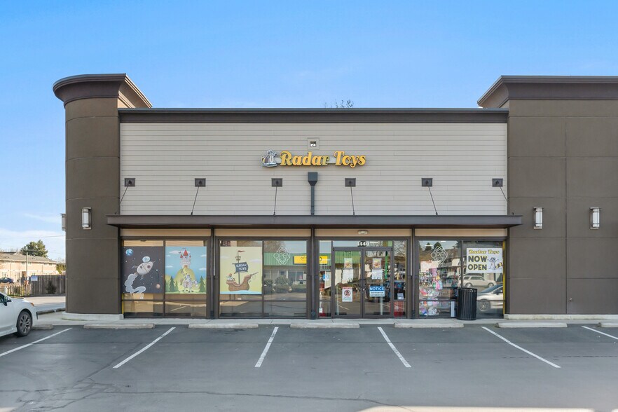 More Photos Of 1410-1440 Lancaster Dr NE, Salem Storefront Retail Office For Sale