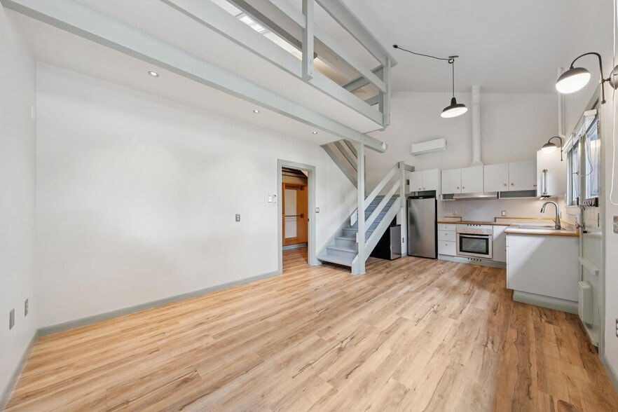 More Photos Of 253 S 25th St, Richmond Flex For Sale