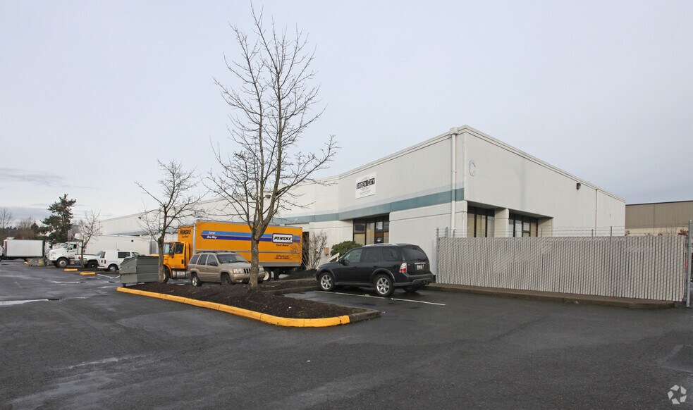 More Photos Of 22412-22426 72nd Ave S, Kent Warehouse For Lease