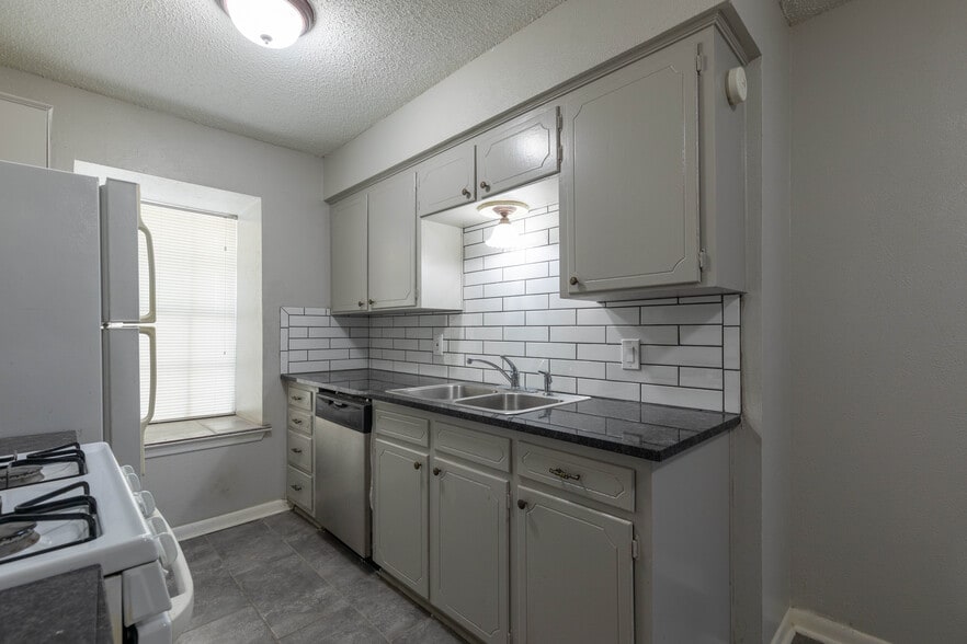 More Photos Of , Denton Unknown For Sale