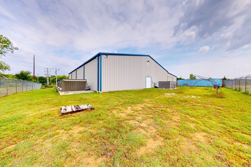 More Photos Of 12770 County Road 3580, Ada Sports And Entertainment For Sale