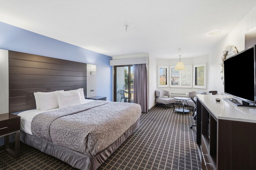 More Photos Of 600 Riverside Ave, Santa Cruz Hotel For Sale