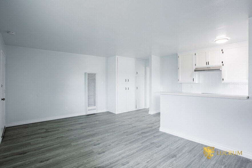 More Photos Of 823 Lagoon Ave, Wilmington Apartments For Sale