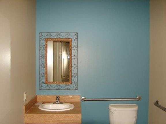 More Photos Of 101 Tiki Dr, Tiki Island Office Residential For Sale