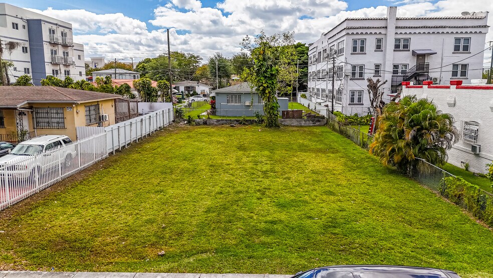 More Photos Of 512 SW 6th Ave, Miami Land For Sale