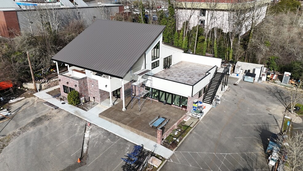 More Photos Of 5515 SW Canyon Ct, Portland Restaurant For Sale