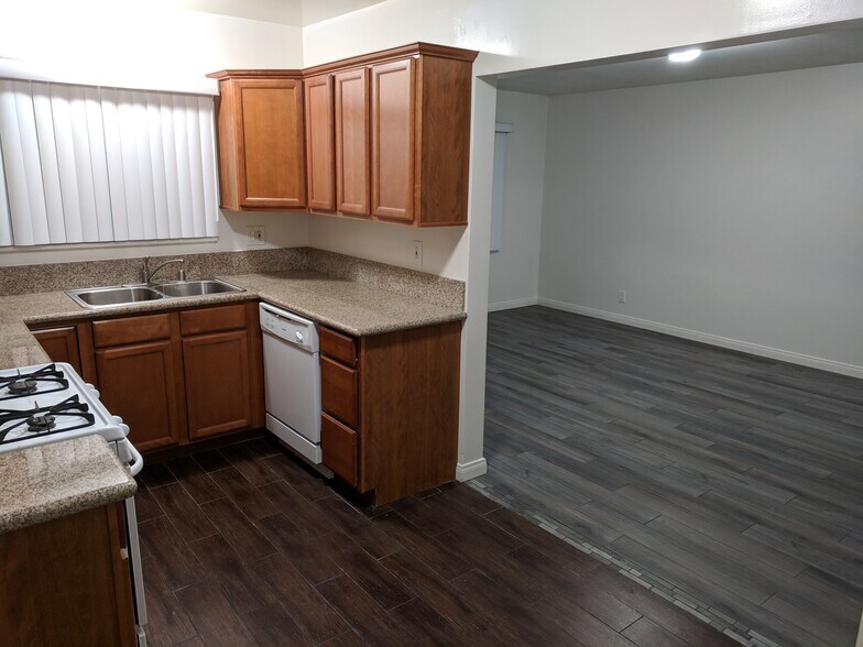 More Photos Of 12843 Columbia Way, Downey Land For Sale