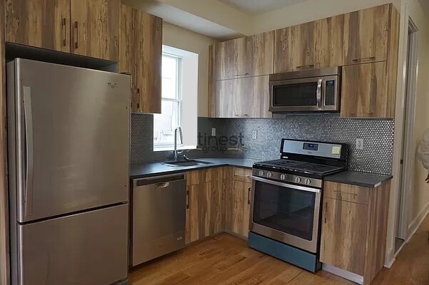 More Photos Of 235 51st St, Brooklyn Multifamily For Sale