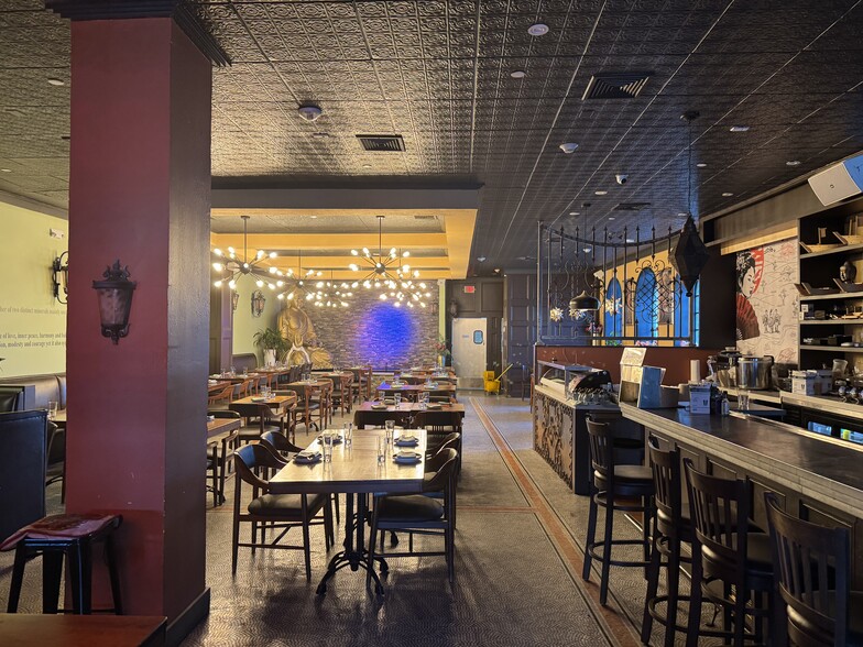 More Photos Of 961-1029 Port Washington Blvd, Port Washington Unknown For Lease