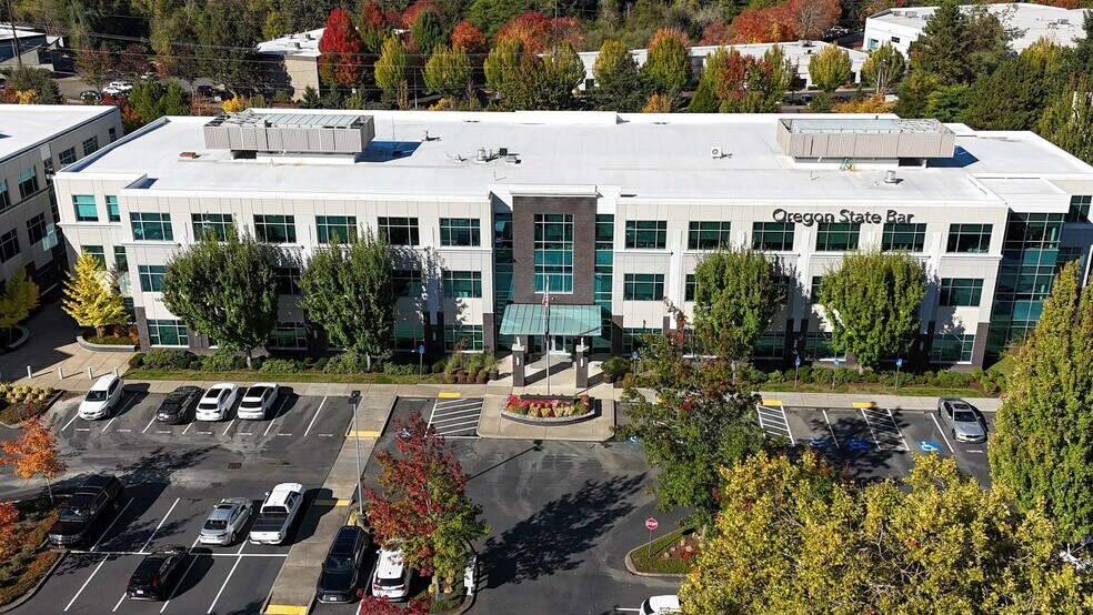 More Photos Of 16037 SW Upper Boones Ferry Rd, Tigard Office For Lease