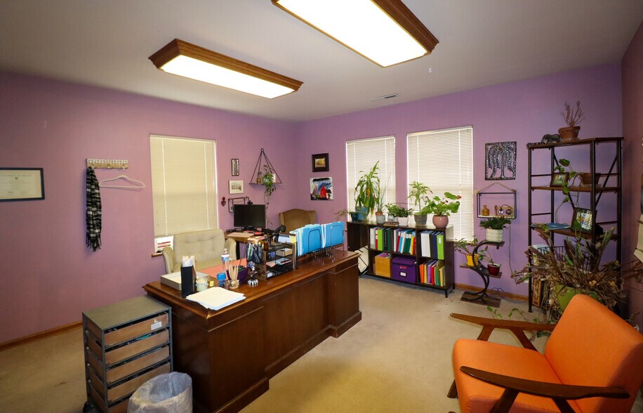 More Photos Of 795 W 7th Ave, Eugene Office For Lease