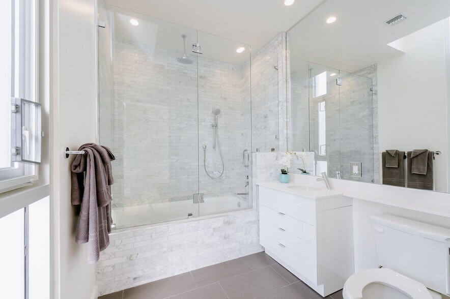 More Photos Of 12770 Caswell Ave, Los Angeles Apartments For Sale