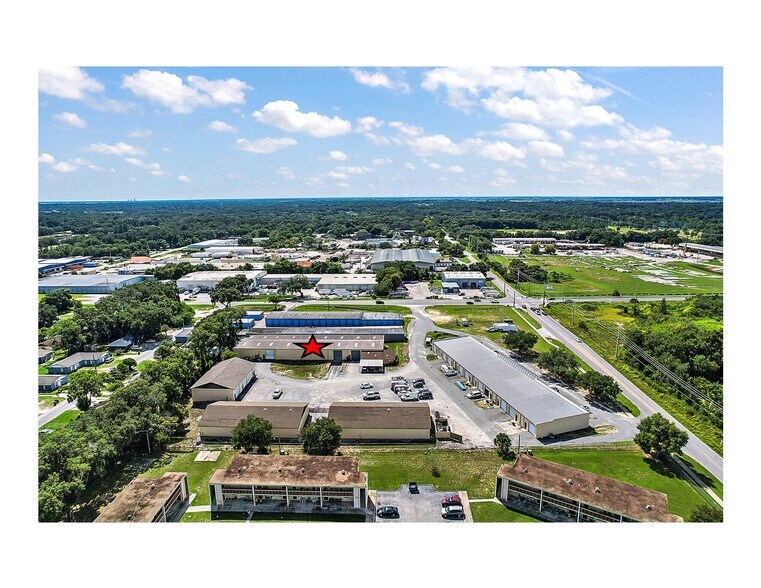 More Photos Of 2317-2319 Griffin Rd, Leesburg Warehouse For Lease