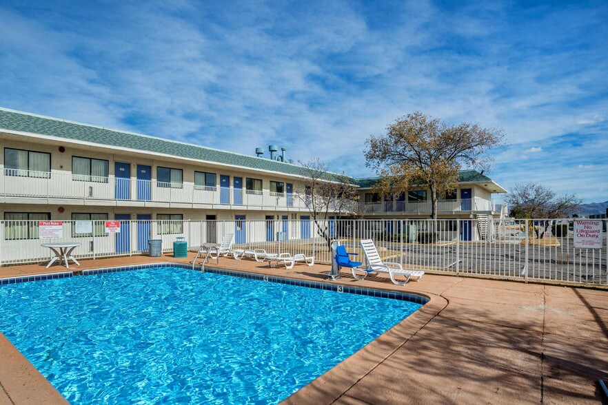 More Photos Of 921 N Bisbee Ave, Willcox Hotel For Sale