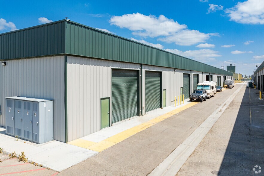 More Photos Of 1500 Enterprise Dr, Lemoore Warehouse For Sale