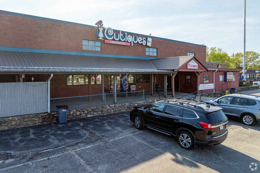 More Photos Of 999 Central St, Leominster Storefront For Lease