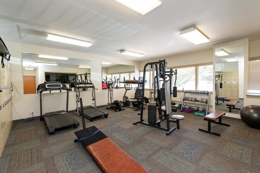 More Photos Of 3000 Youngfield St, Wheat Ridge Office For Sale