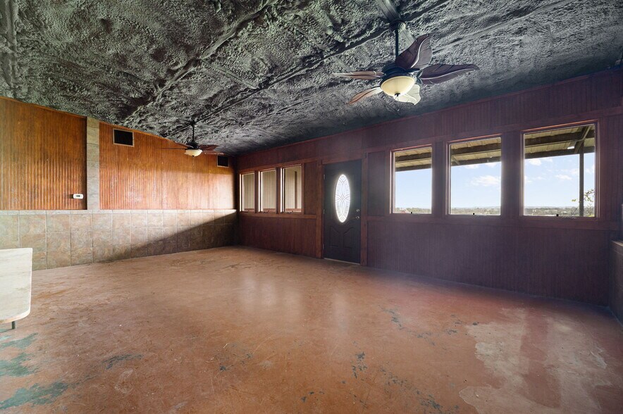 More Photos Of 2412 Usener Rd rd, Fredericksburg Winery Vineyard For Sale