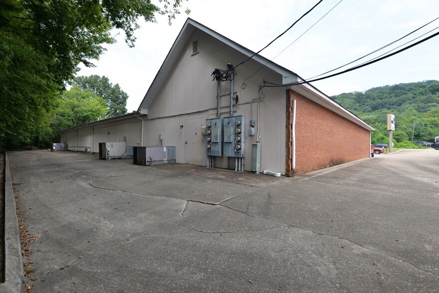 More Photos Of 6503 Hixson Pike, Hixson Storefront Retail Office For Lease