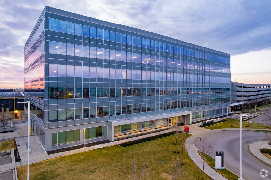 Primary Photo Of 4820 Richard Rd SW, Calgary Office For Lease