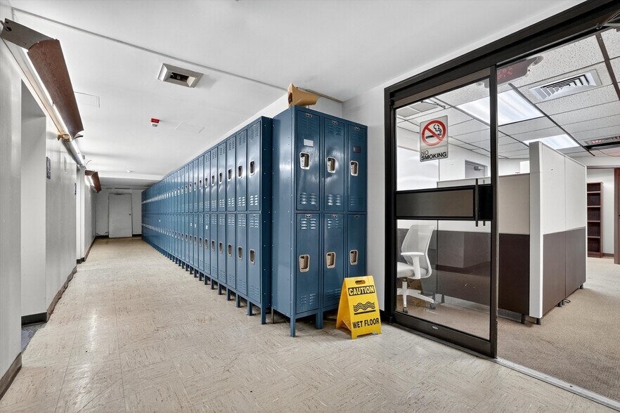 More Photos Of 74 Brookside Ave, Chester General Retail For Lease