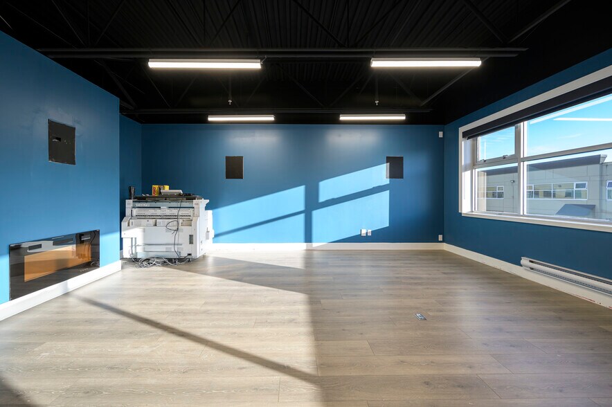 More Photos Of 12500 Horseshoe Way, Richmond Light Distribution For Lease